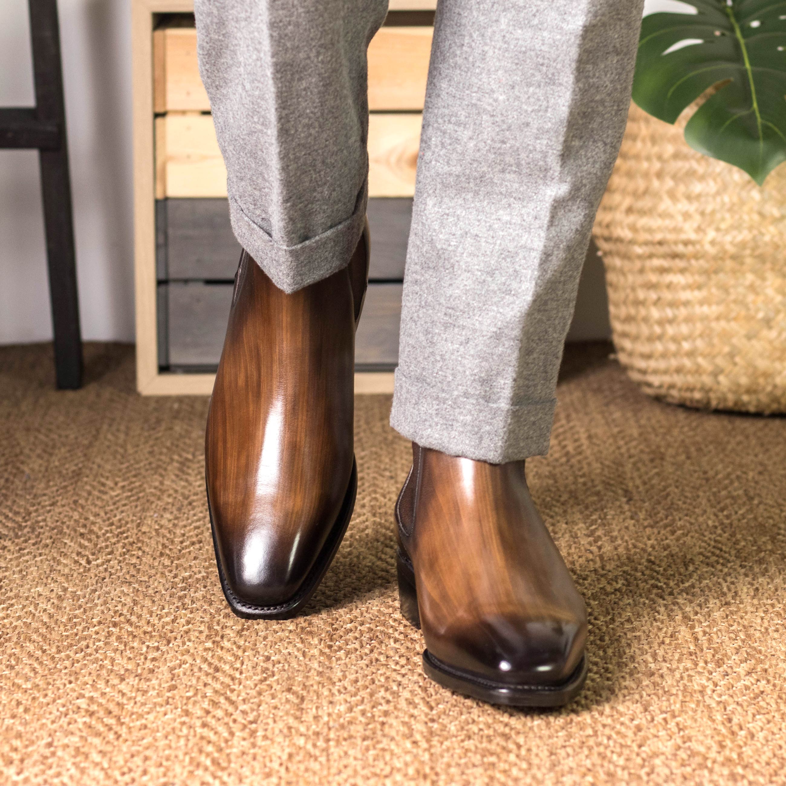 Hardwood Patina - Alter Chelsea Boots